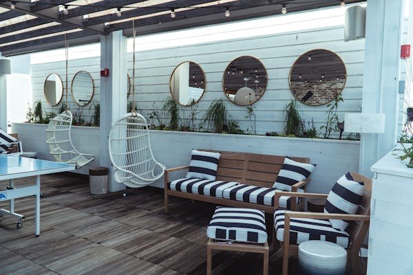 Top 5 tendances pour concevoir une terrasse en bois élégante